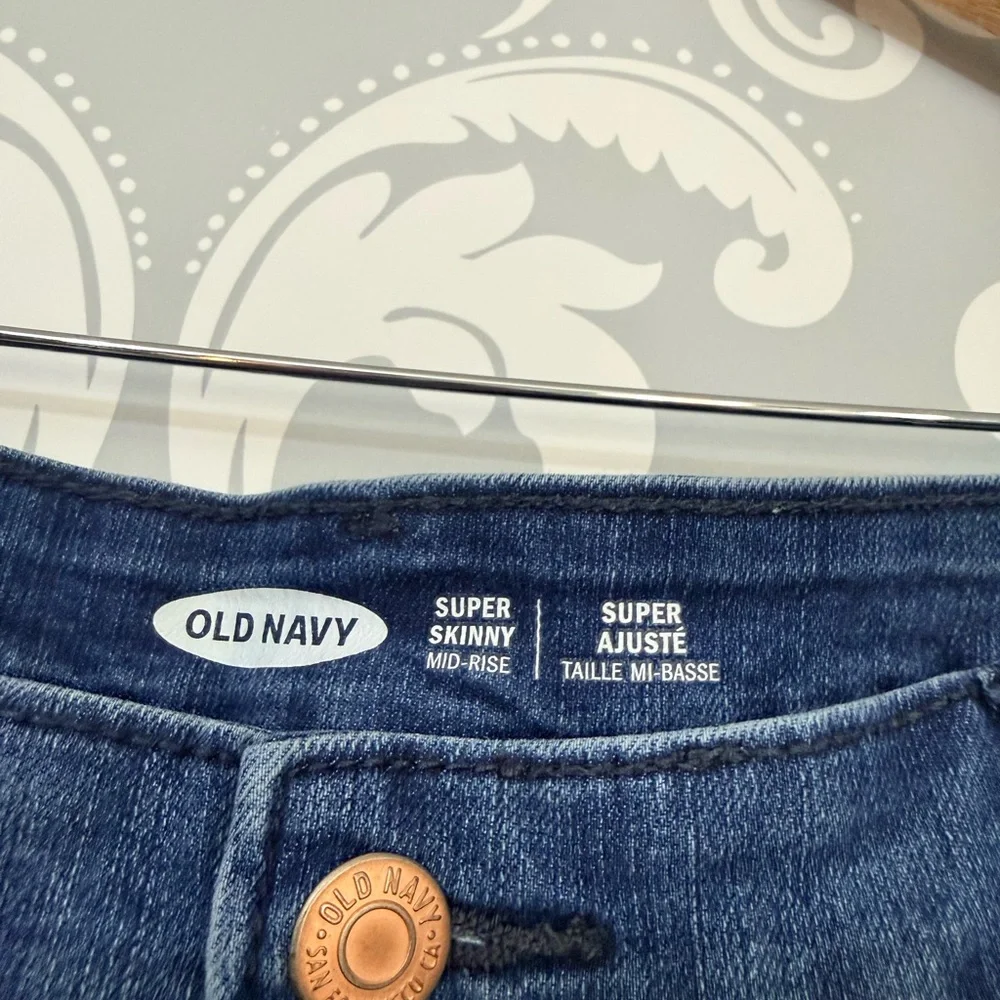 4/$25‎ • Old Navy Super Skinny Mid Rise Jeans - Picture 3 of 4